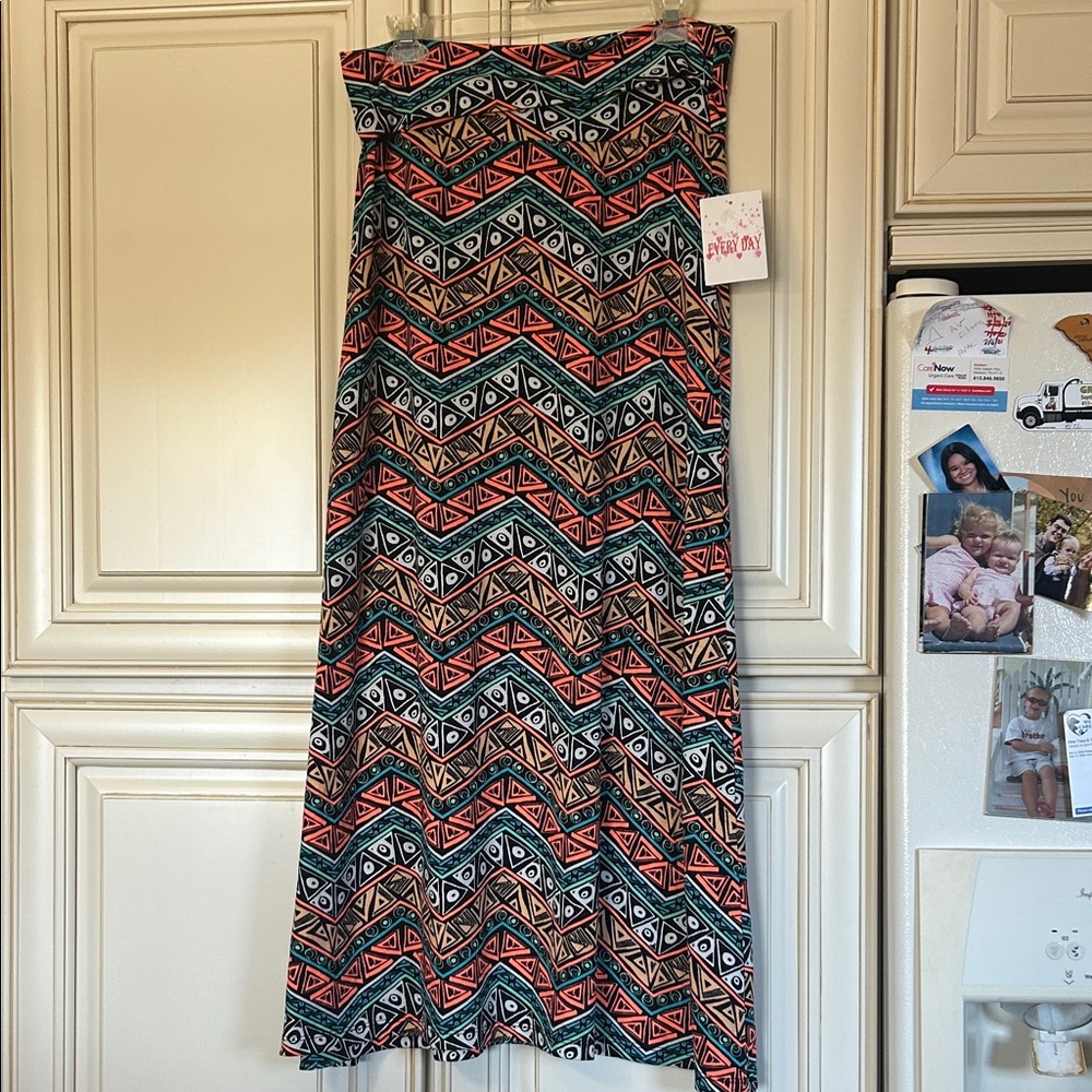 Chic Geometric Maxi Skirt in Black and Orange
